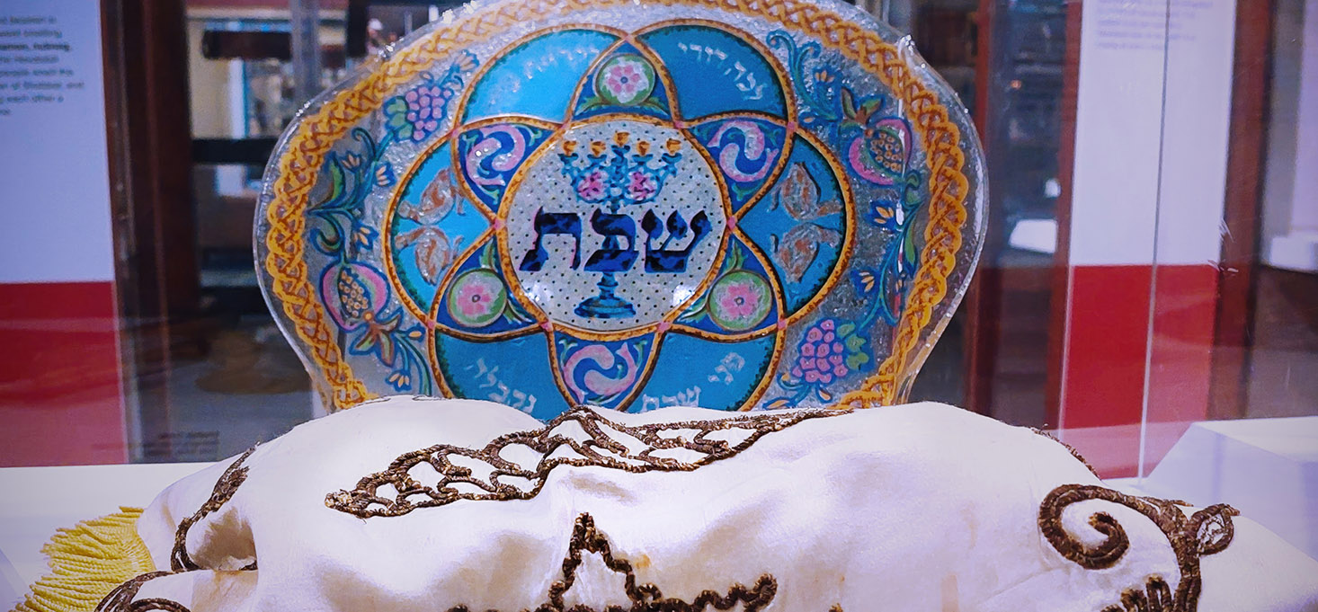 From Light to Light: The Weekly Jewish Holiday of Shabbat